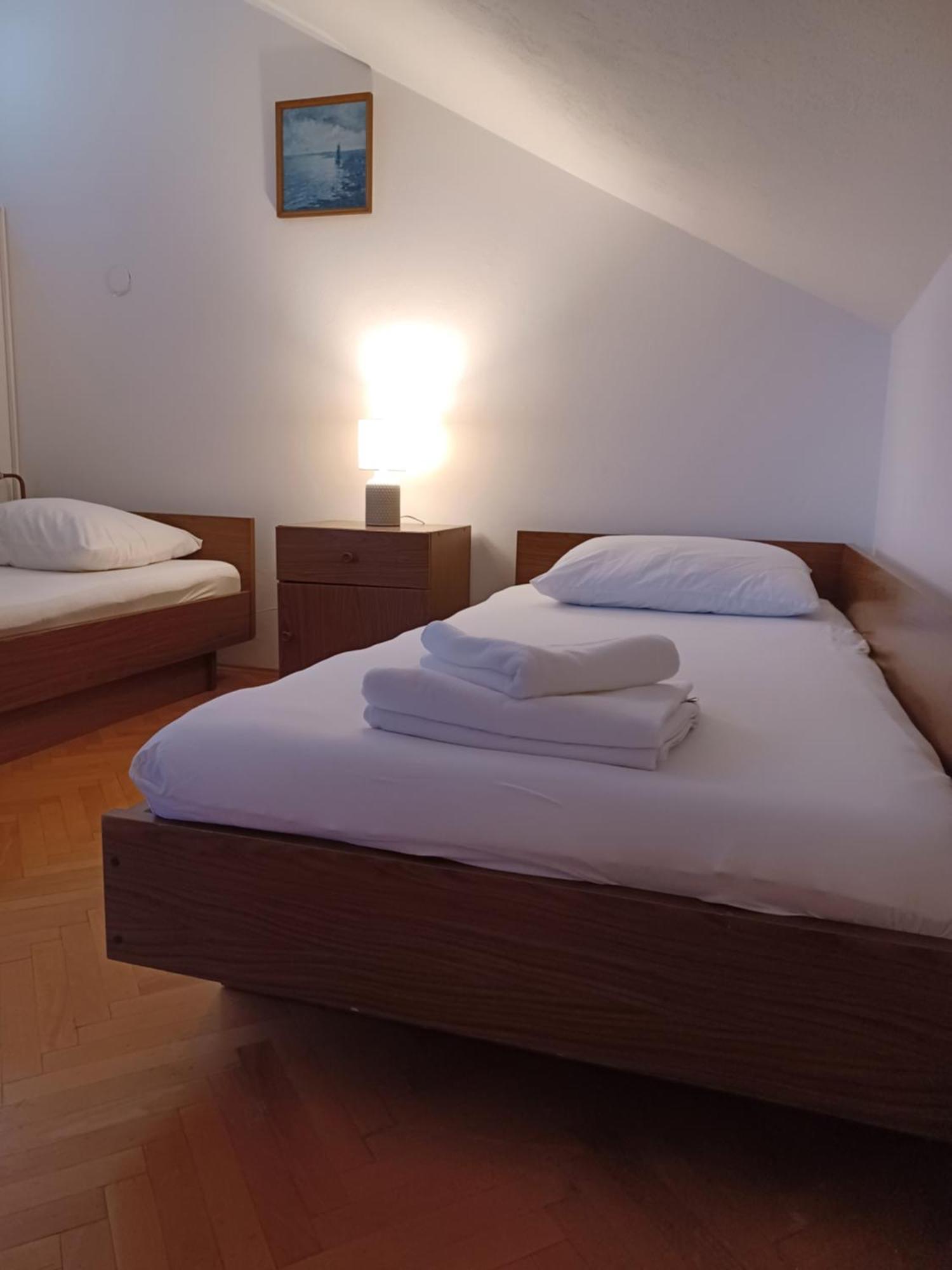 Apartments Emilija Makarska Buitenkant foto