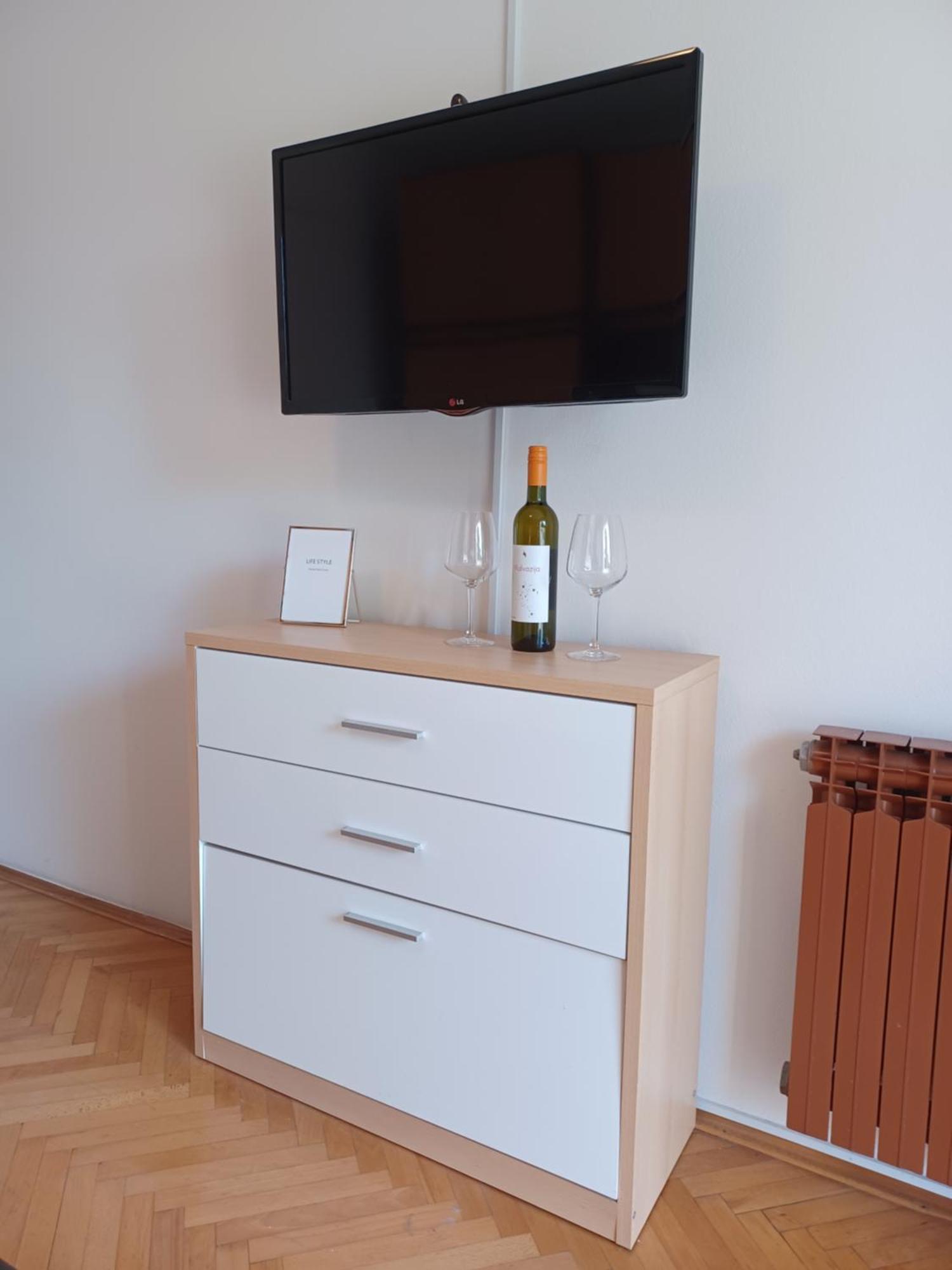 Apartments Emilija Makarska Buitenkant foto