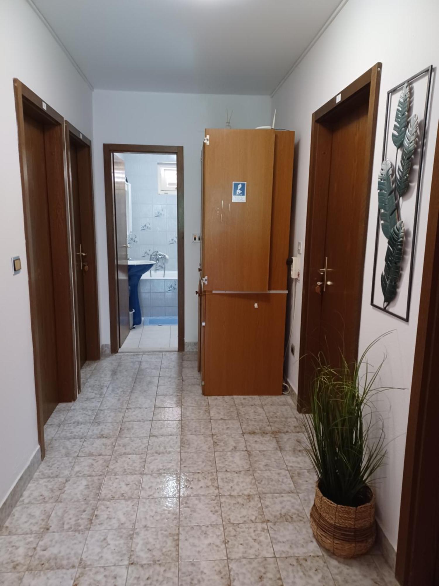 Apartments Emilija Makarska Kamer foto